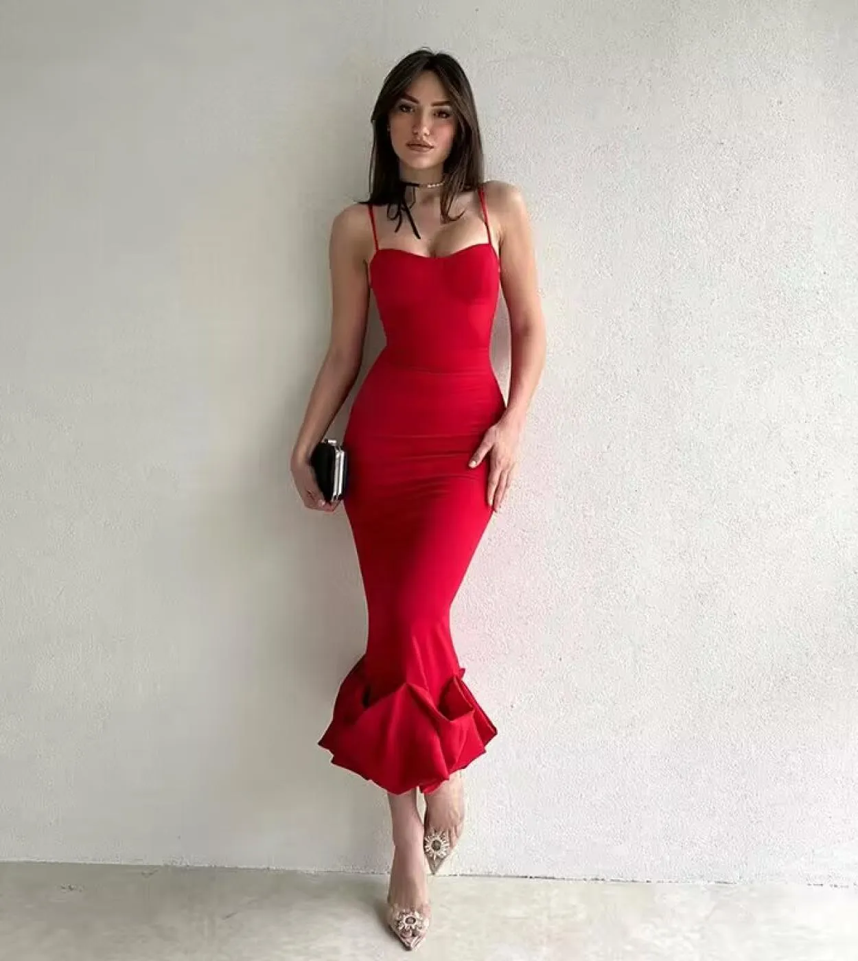 Abito longuette senza maniche senza maniche Donna 2023 Summer Fashion Bodycon Elegant Ruffles Eged Birthday Party Club Pencil De