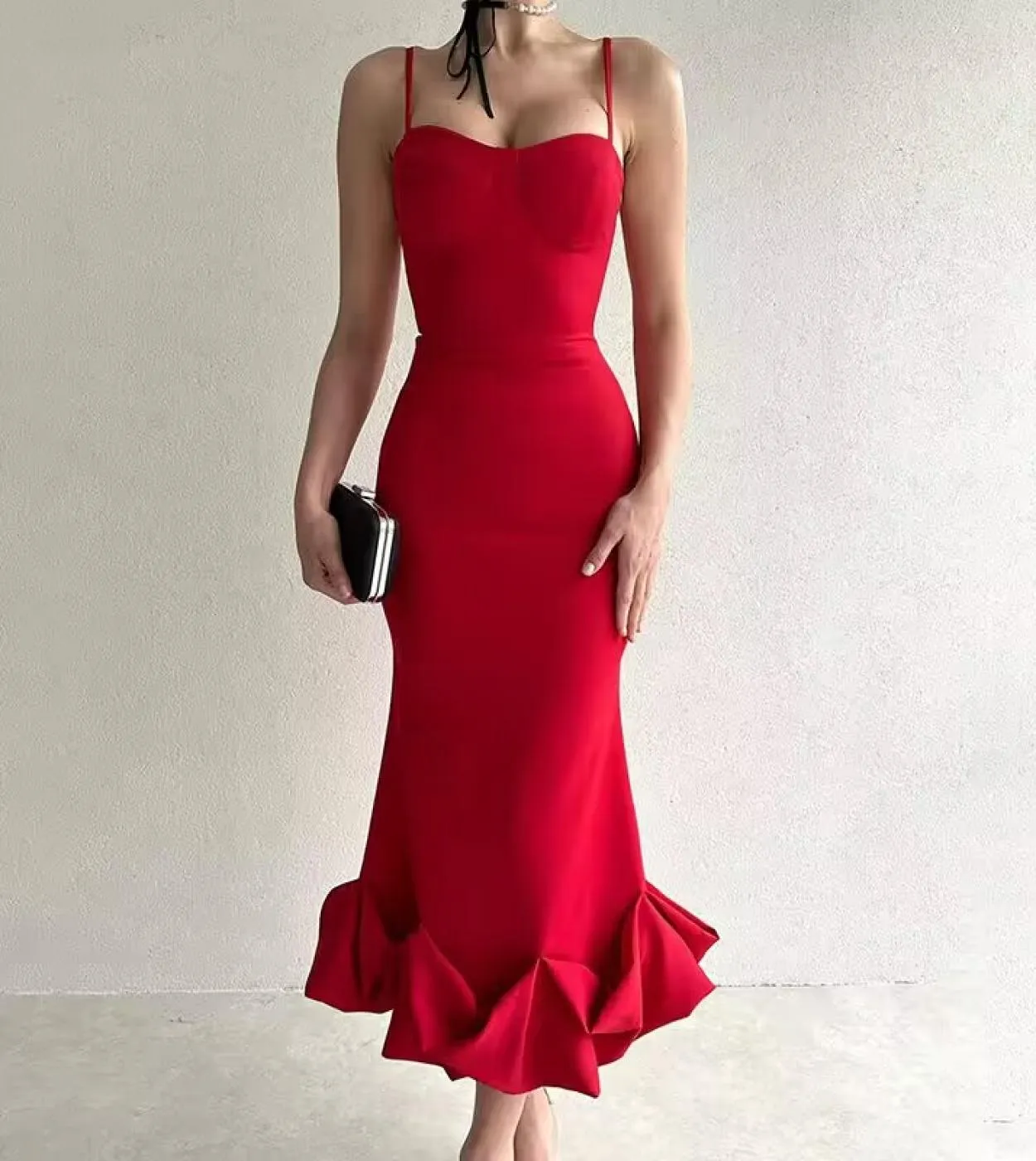 Abito longuette senza maniche senza maniche Donna 2023 Summer Fashion Bodycon Elegant Ruffles Eged Birthday Party Club Pencil De