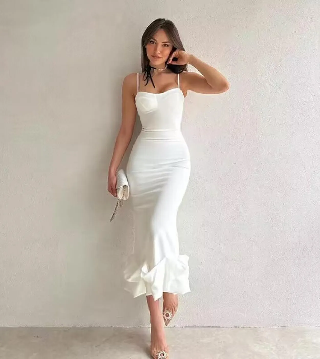 Abito longuette senza maniche senza maniche Donna 2023 Summer Fashion Bodycon Elegant Ruffles Eged Birthday Party Club Pencil De