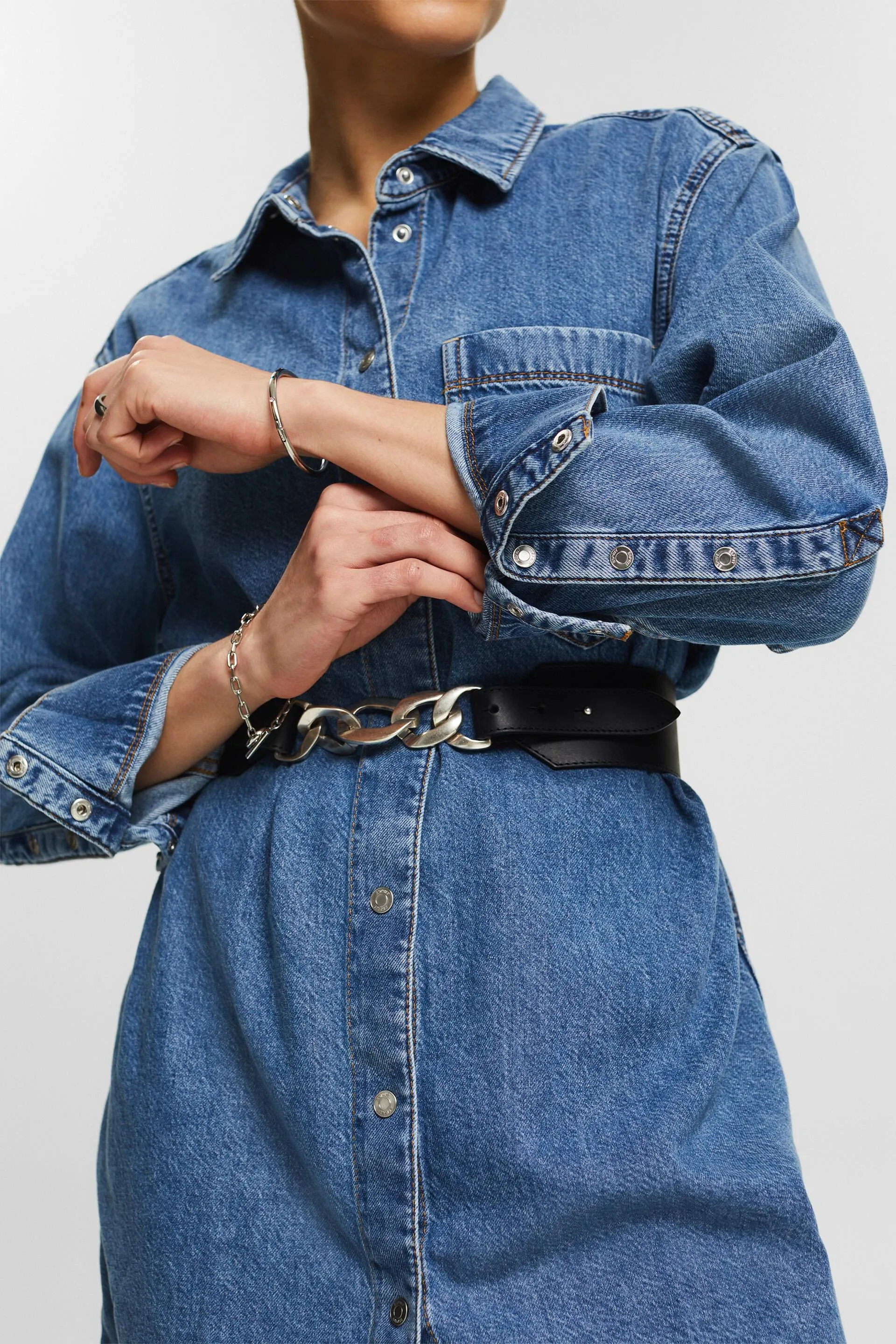 Abito mini a camicia in denim