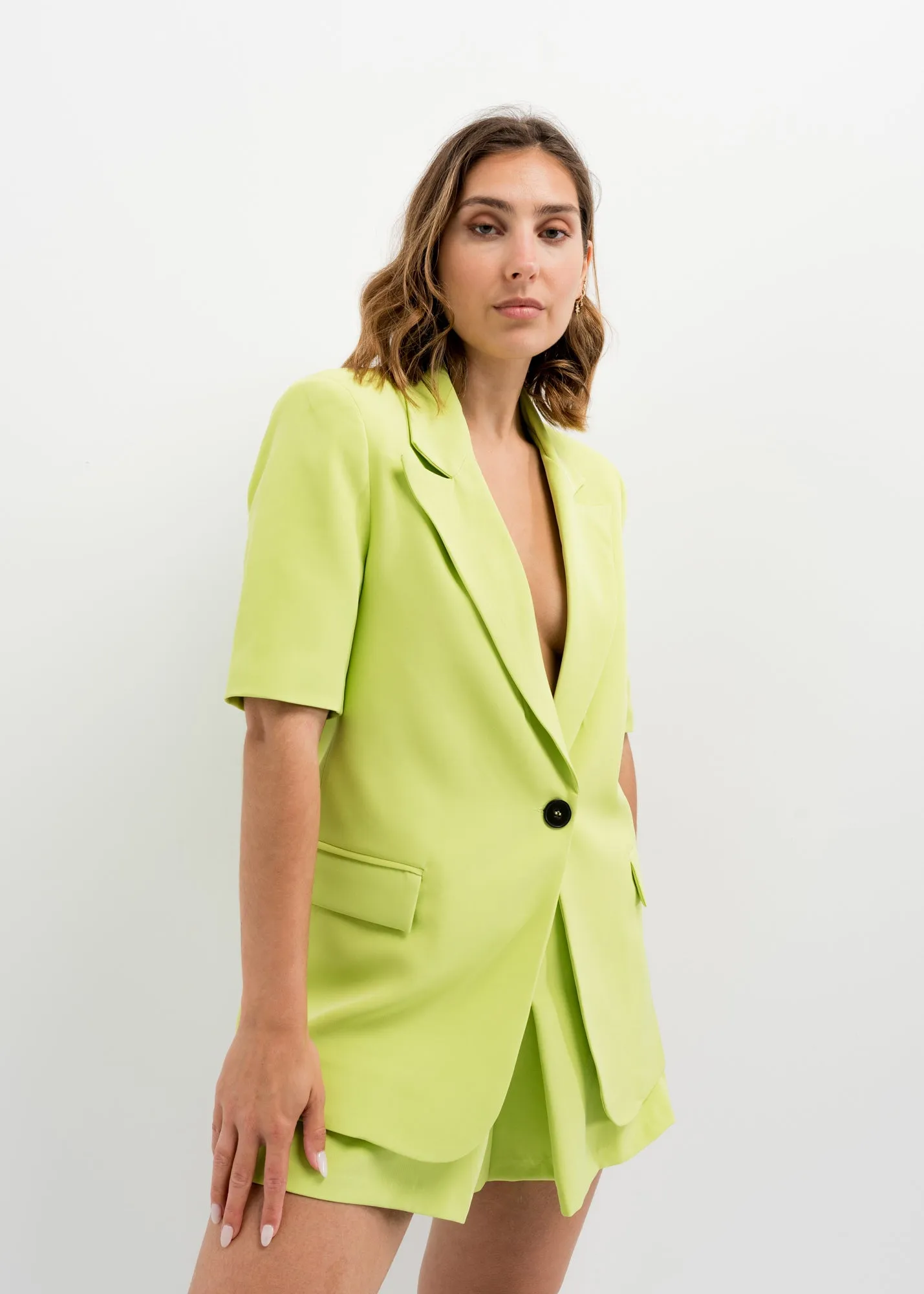 Blazer manga corta
