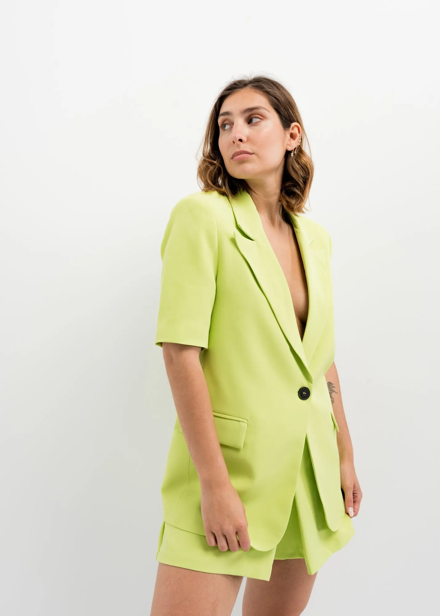 Blazer manga corta