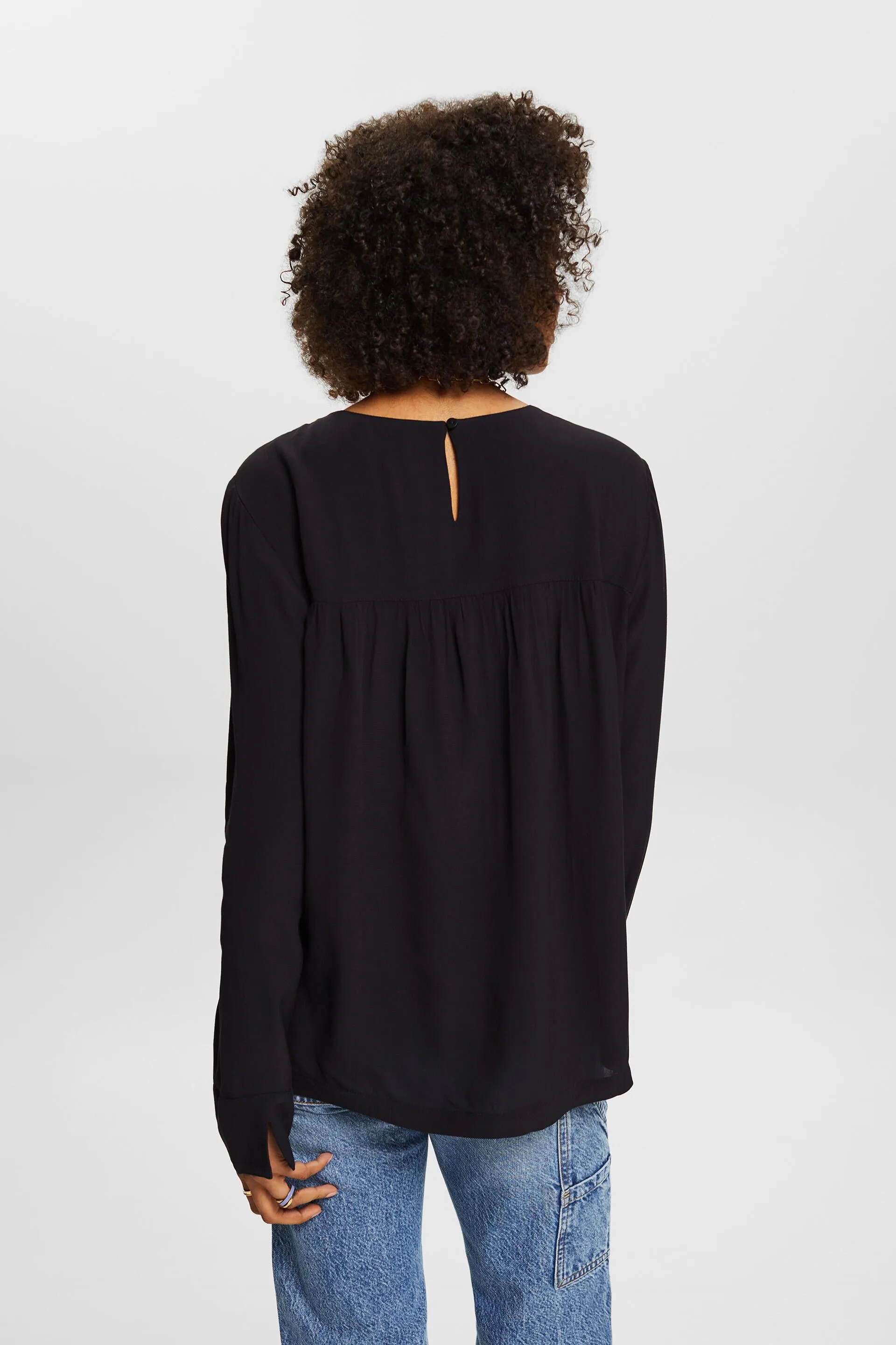 Blusa in crêpe a maniche lunghe