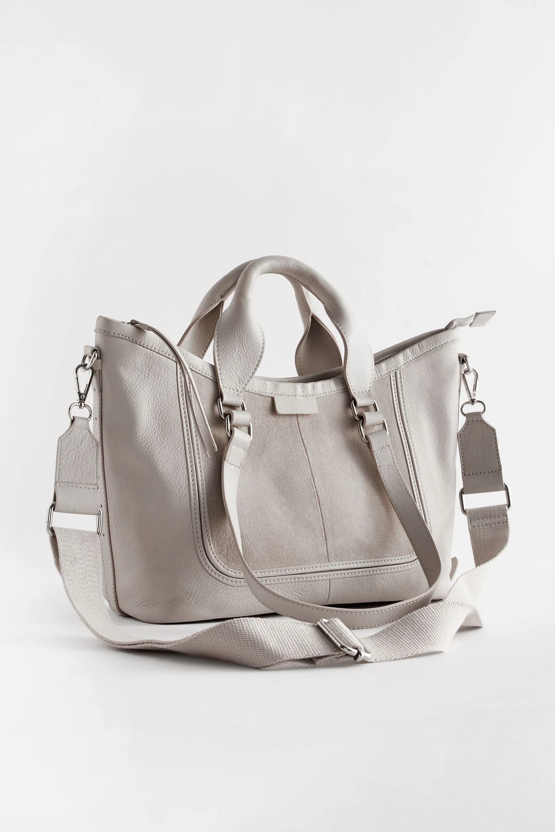 Borsa a mano a mano in pelle