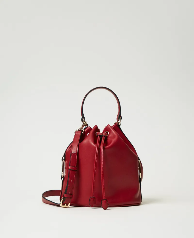 Borsa a secchiello con fibbia Oval T