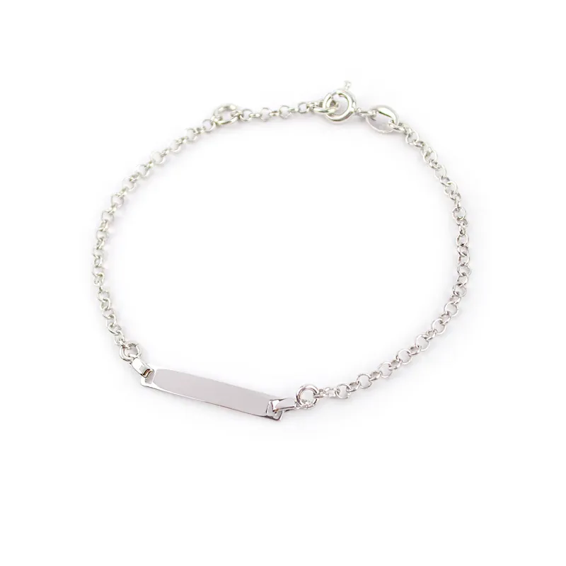 Bracciale battesimo in oro bianco con targhetta