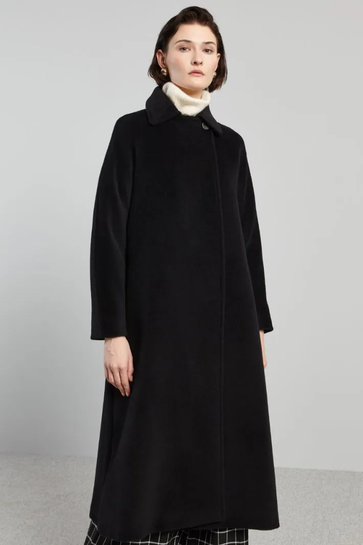 Cappotto in beaver con cintura