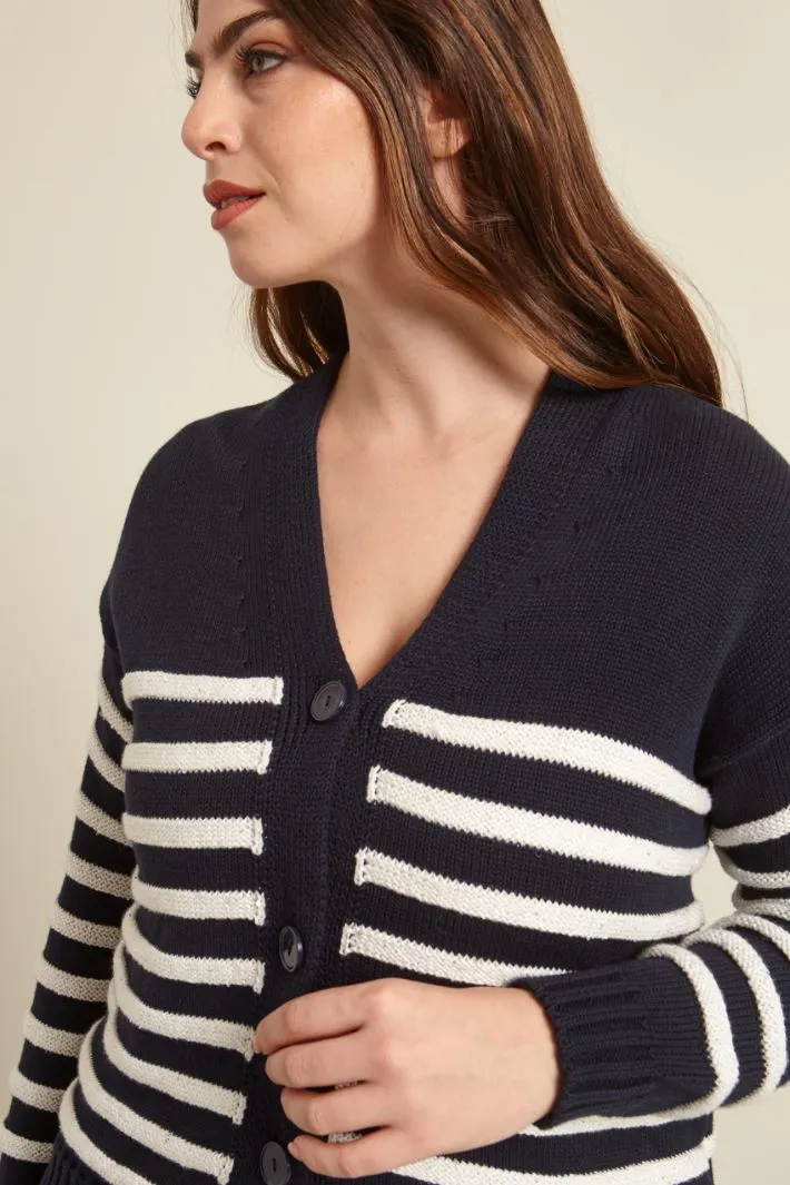 Cardigan boxy in cotone tinto filo