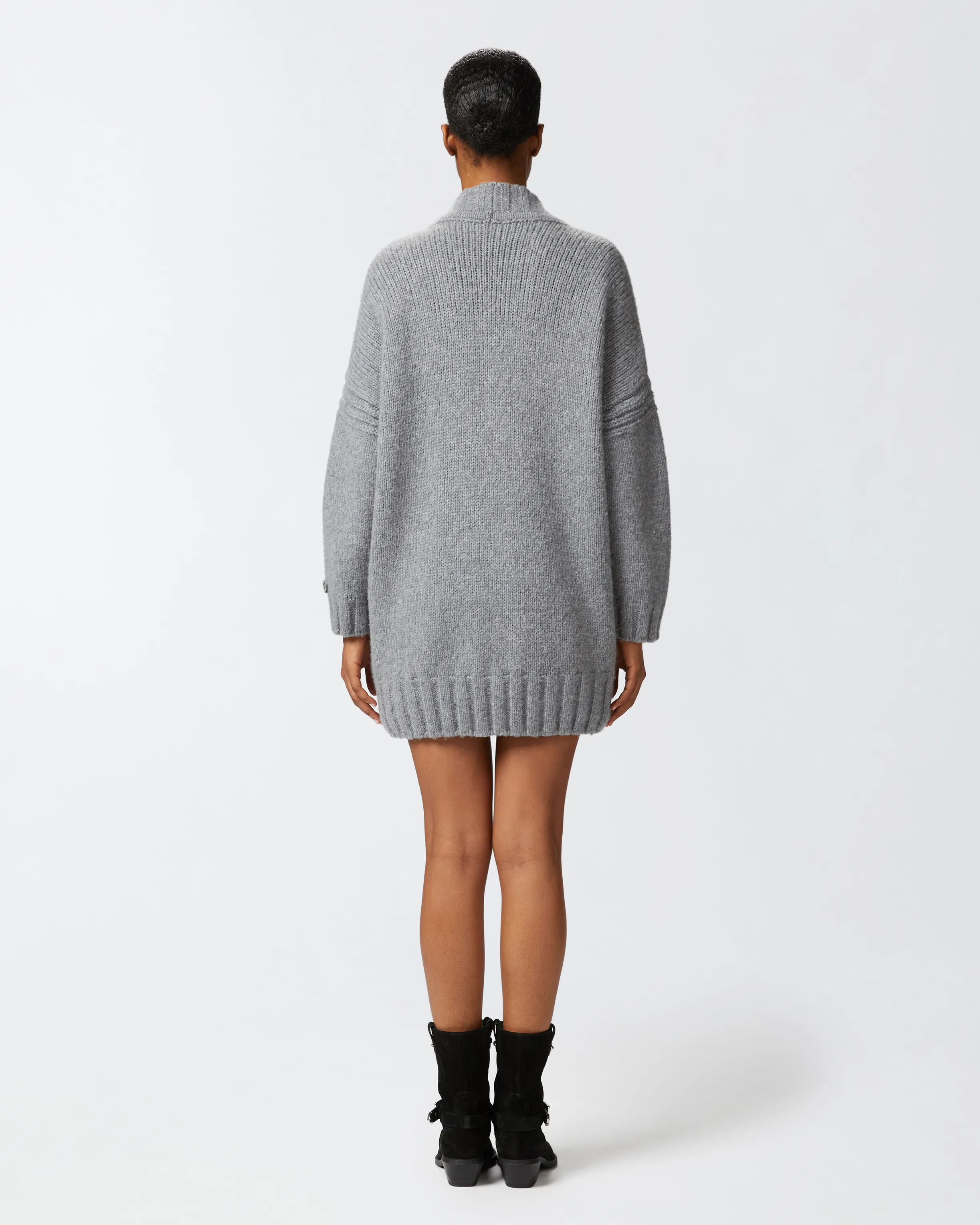  Cardigan oversize scollo a V e bottoni     