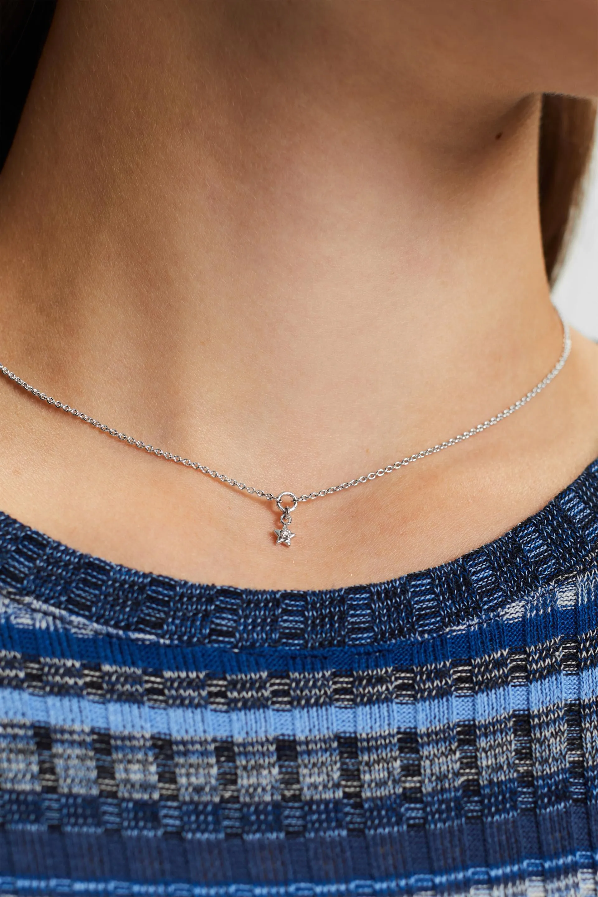 Collana delicata con diamanti in argento sterling