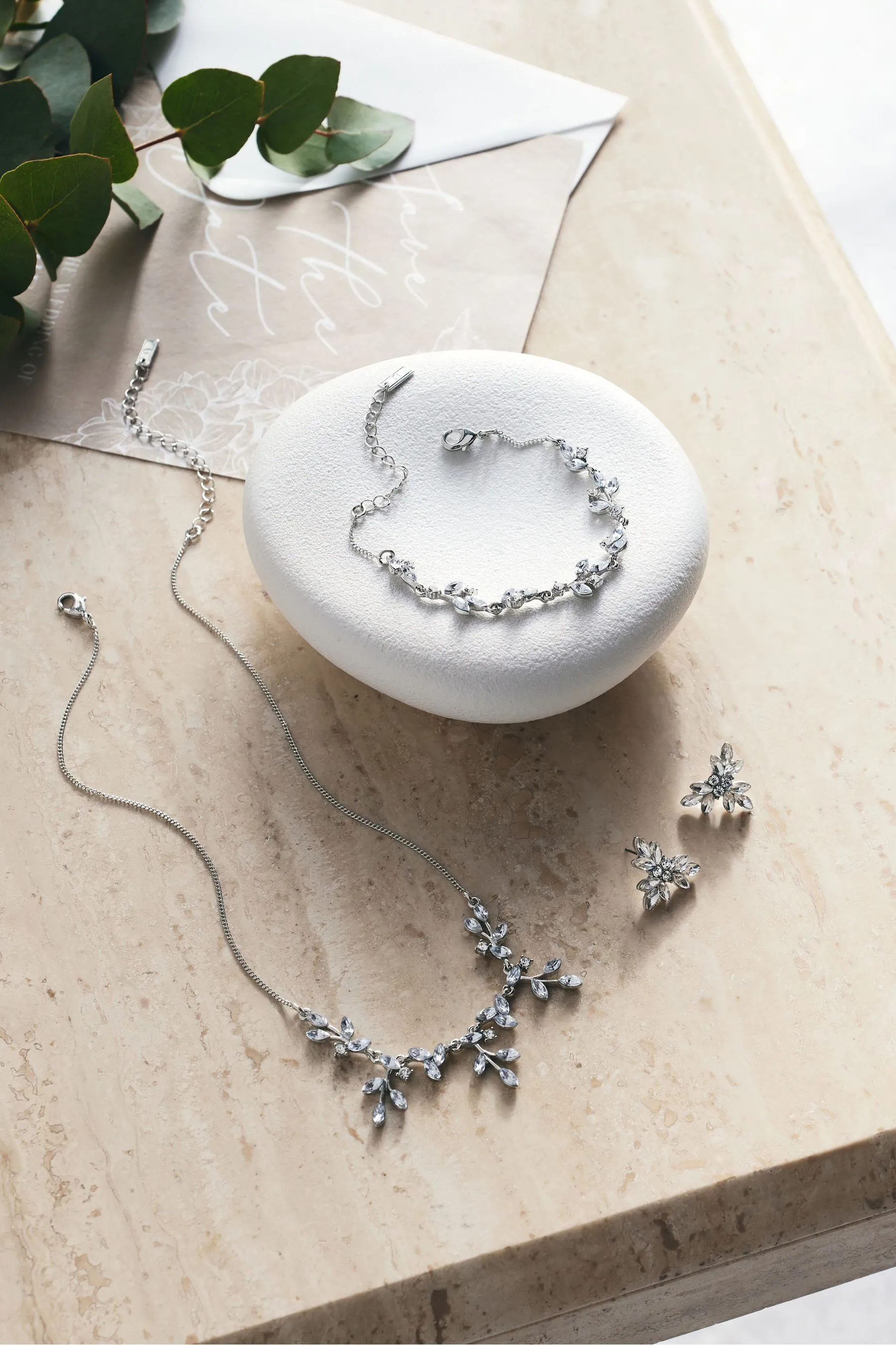 Colore argento  - Collana da sposa con foglie