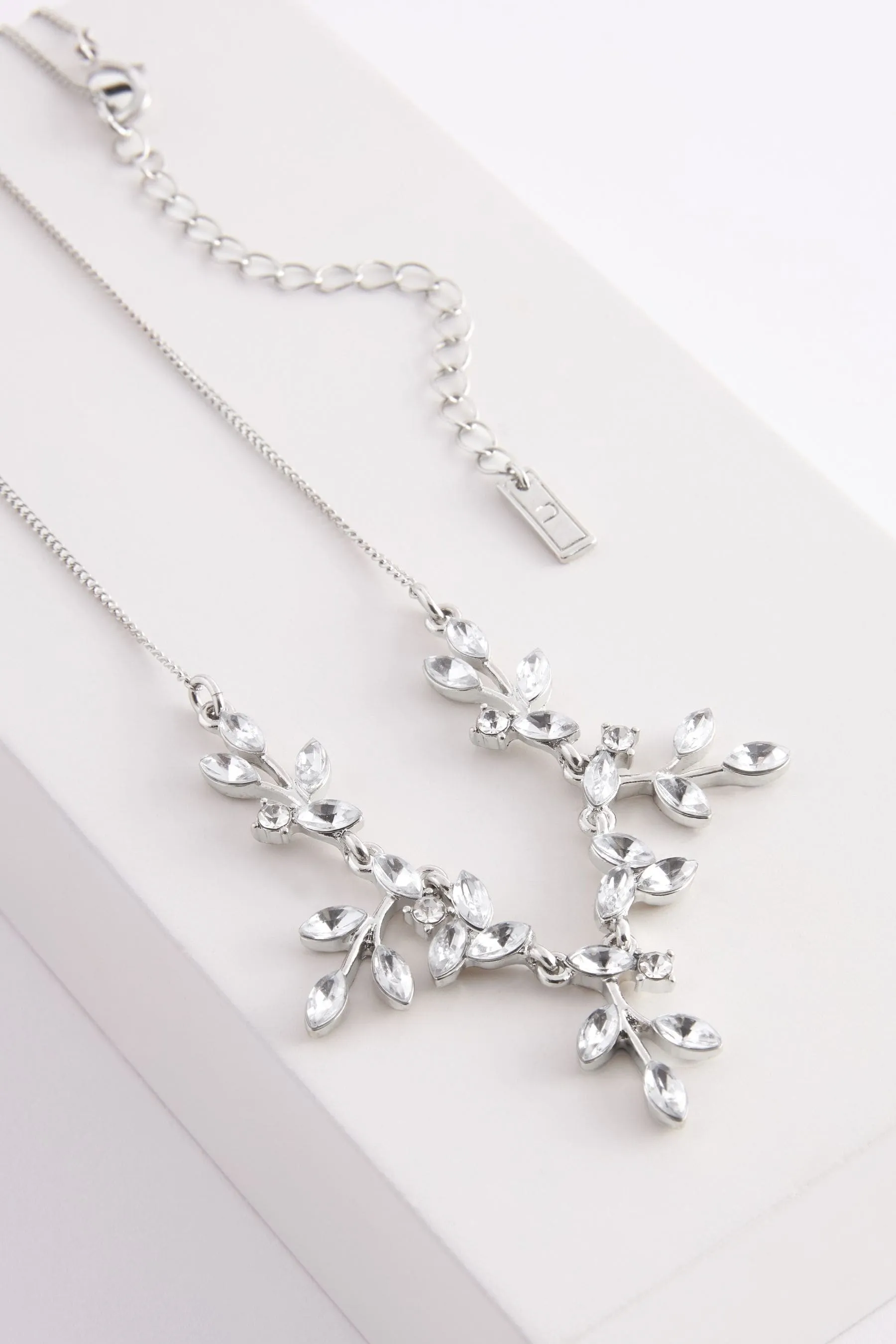 Colore argento  - Collana da sposa con foglie