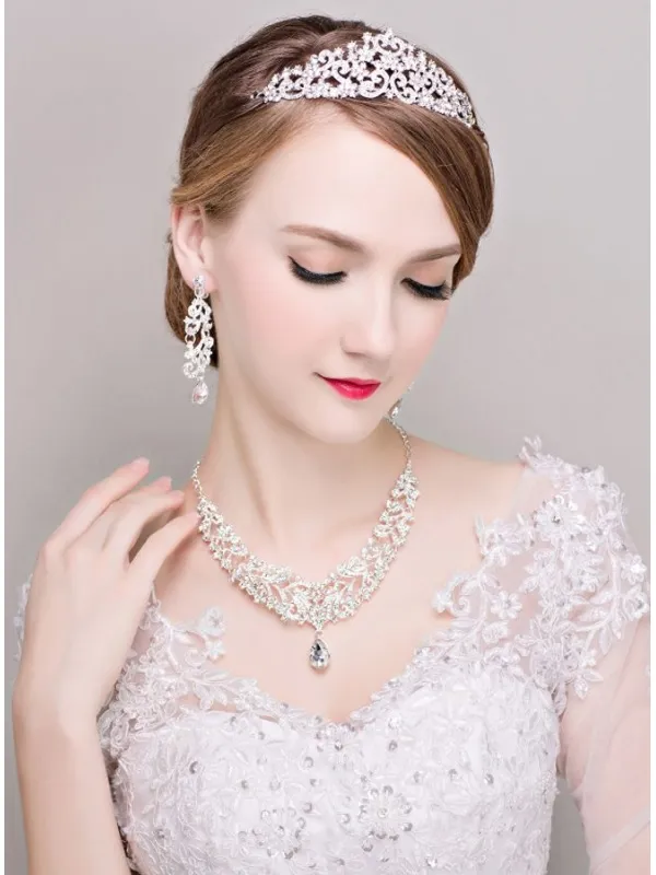 Diadema Sposa con Orecchini pendenti e Collana