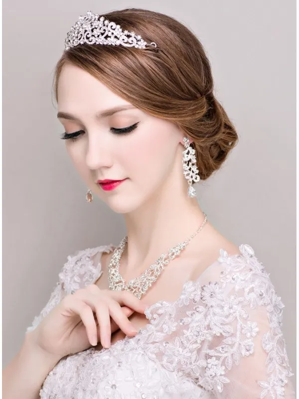 Diadema Sposa con Orecchini pendenti e Collana