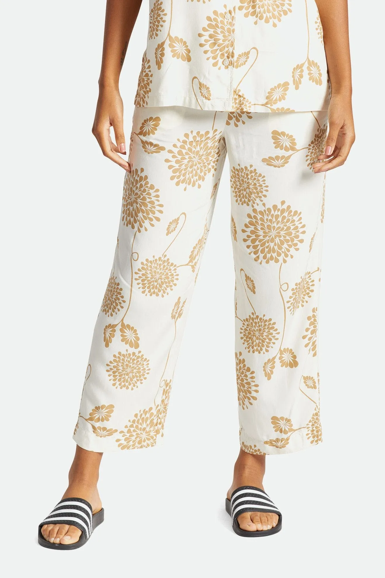 GARDEN FLORAL CROP PANT - DOVE
