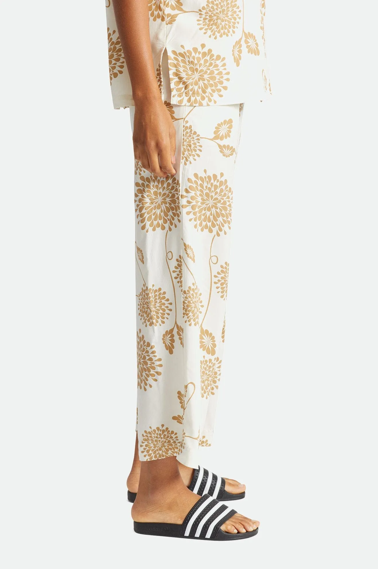 GARDEN FLORAL CROP PANT - DOVE