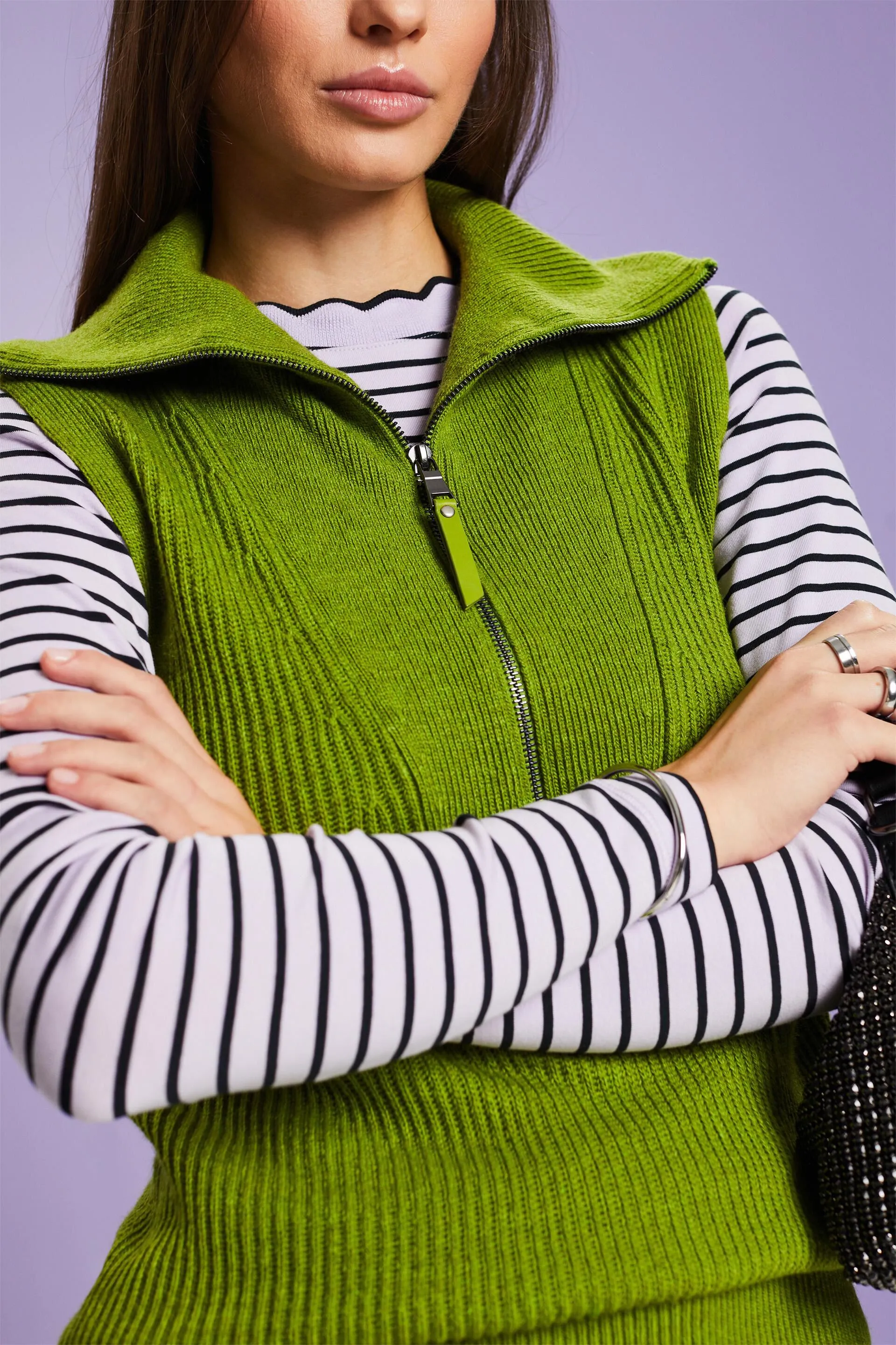 Gilet dolcevita in maglia a coste