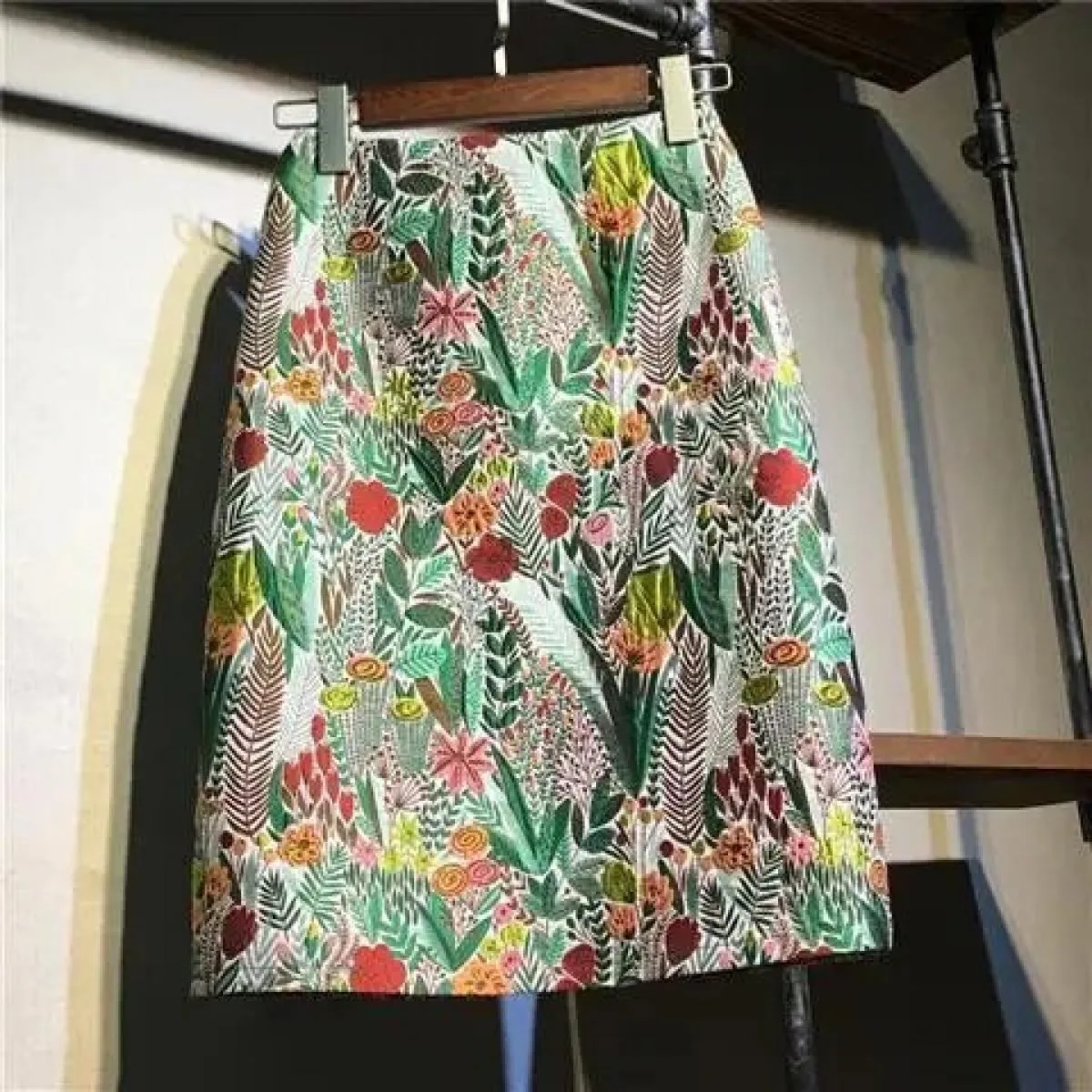 Gonna a vita alta con ricamo floreale jacquard con cuciture primaverili, gonna a media lunghezza, stile gonna elegante, a vita a