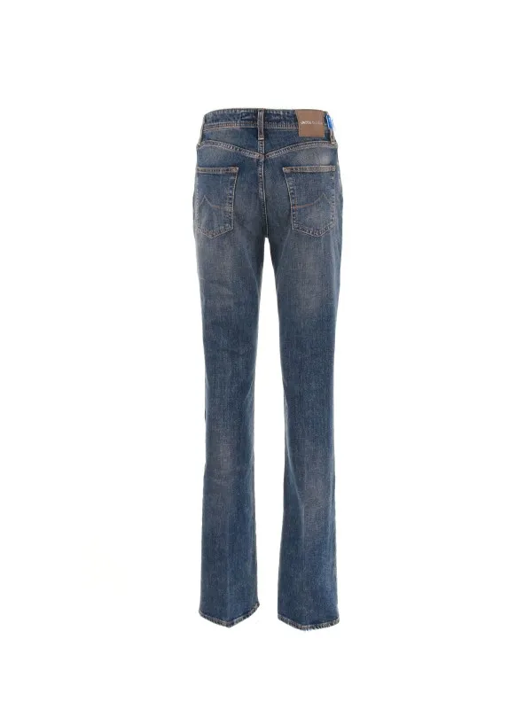 High-waisted jeans
