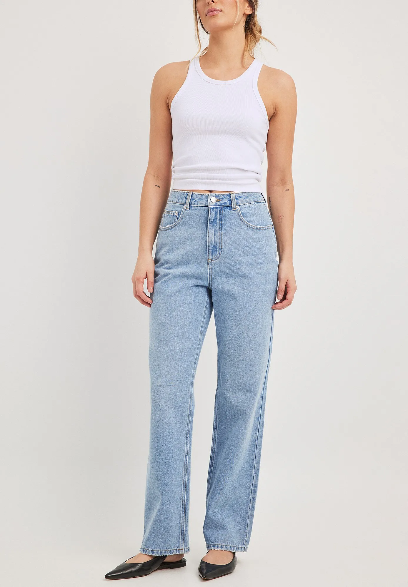 Jeans a sigaretta