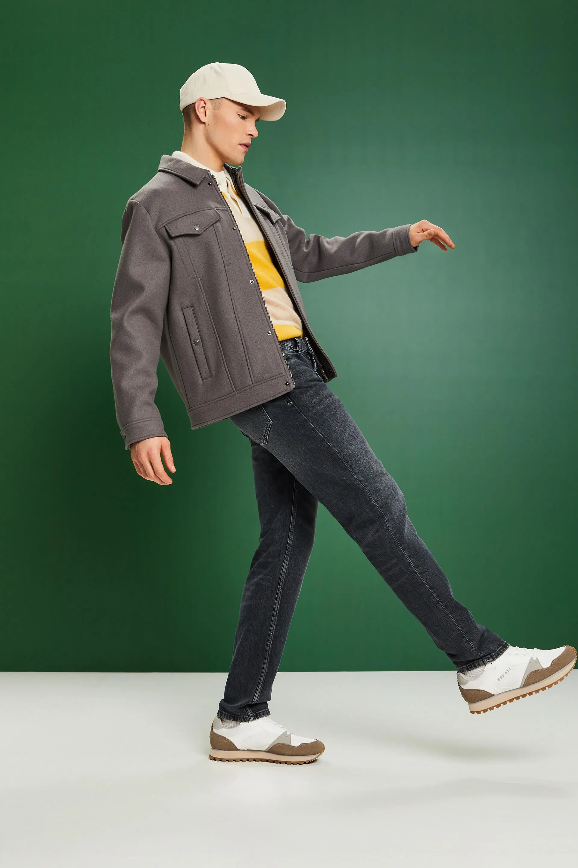 Jeans retrò taglio diritto a vita media