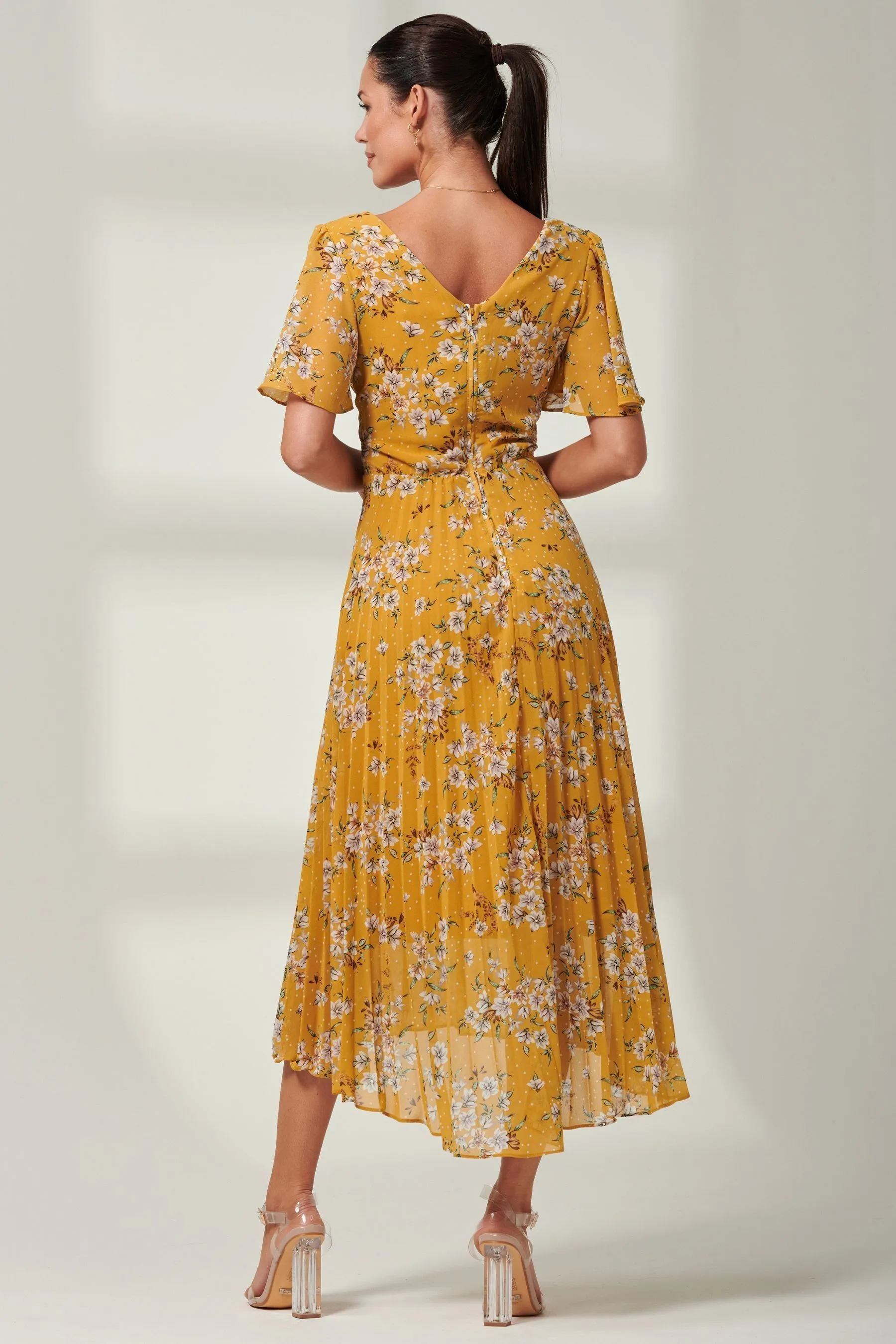 Jolie Moi - Olenna - Abito maxi in A pieghe in chiffon con maniche a pipistrello