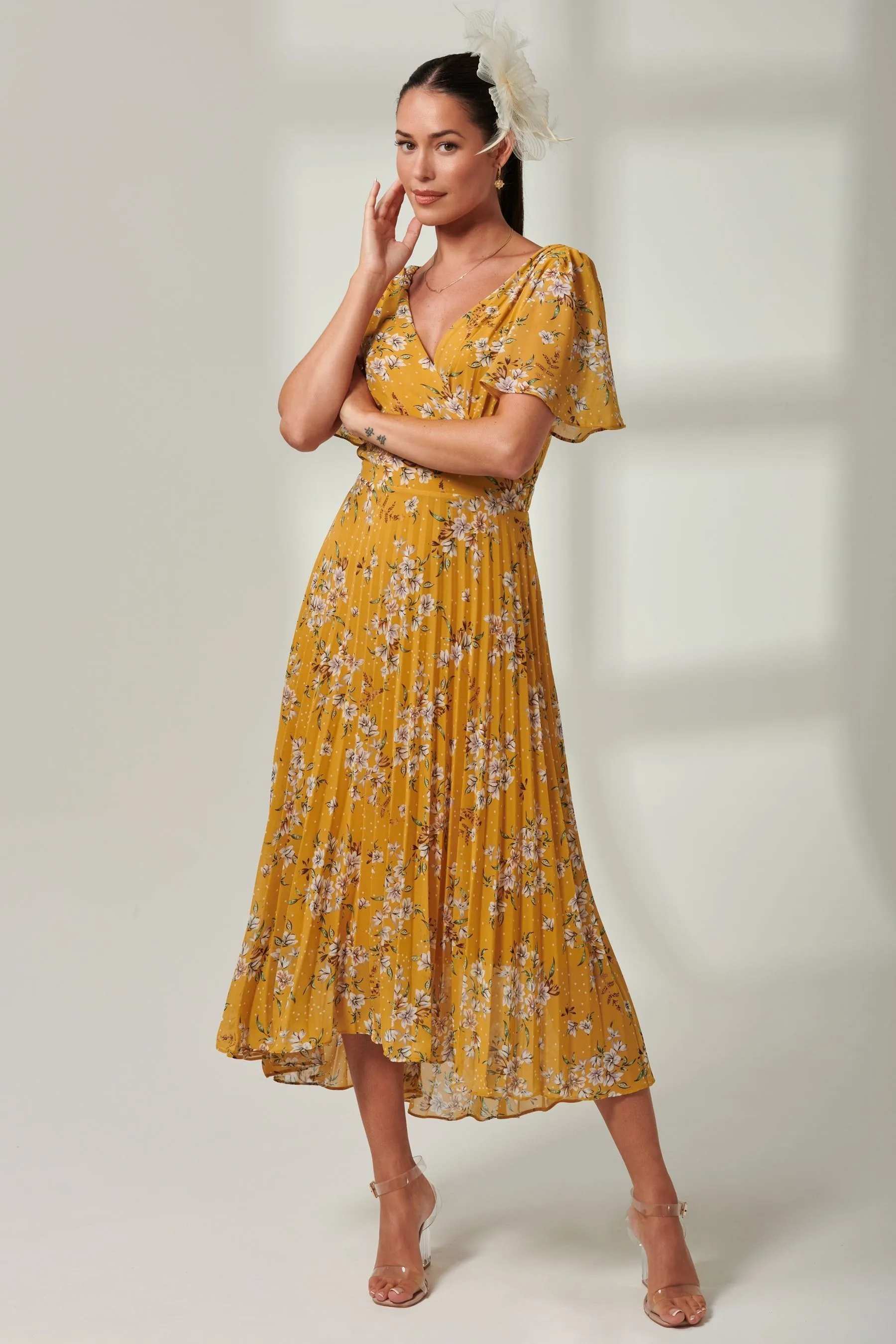 Jolie Moi - Olenna - Abito maxi in A pieghe in chiffon con maniche a pipistrello