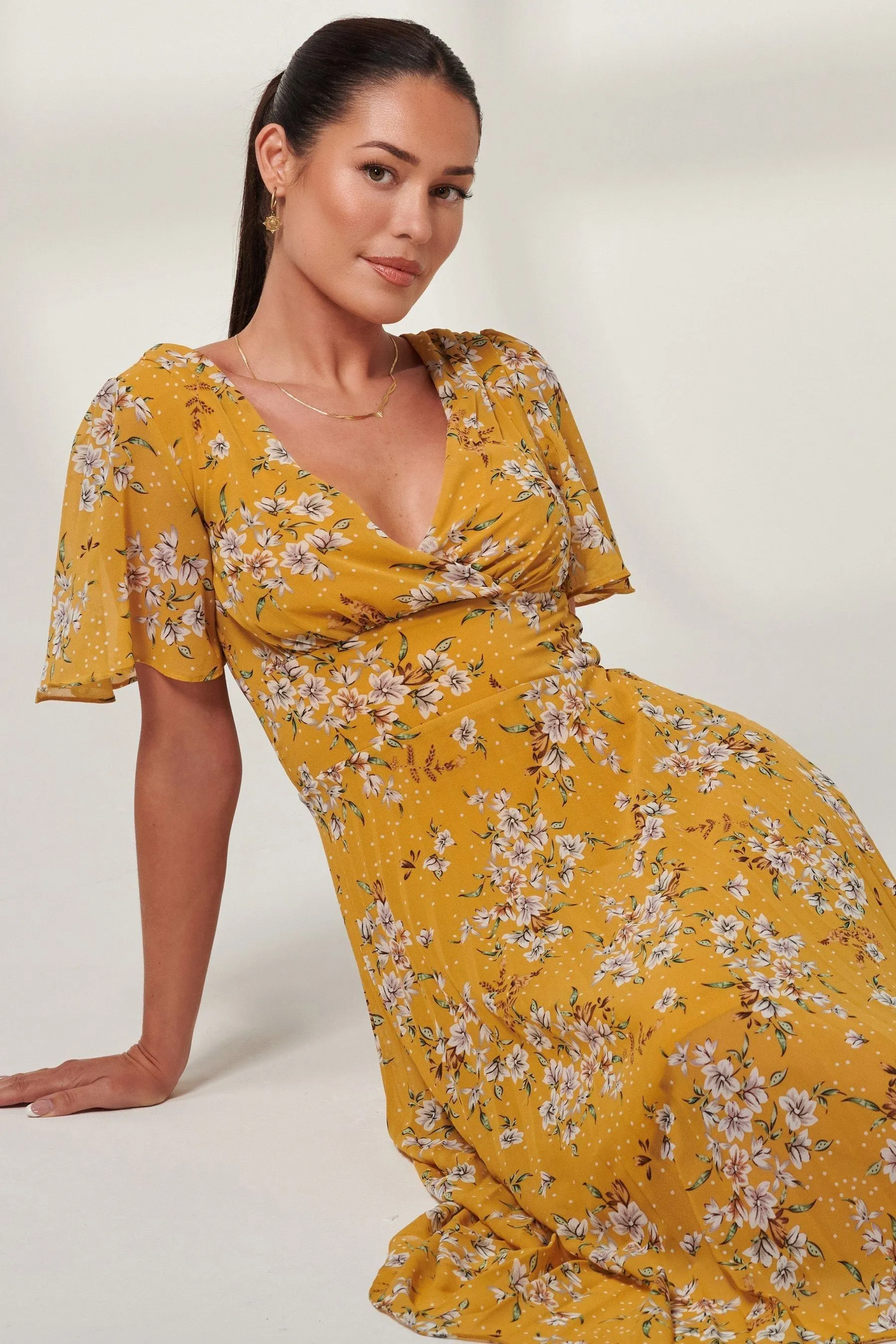 Jolie Moi - Olenna - Abito maxi in A pieghe in chiffon con maniche a pipistrello