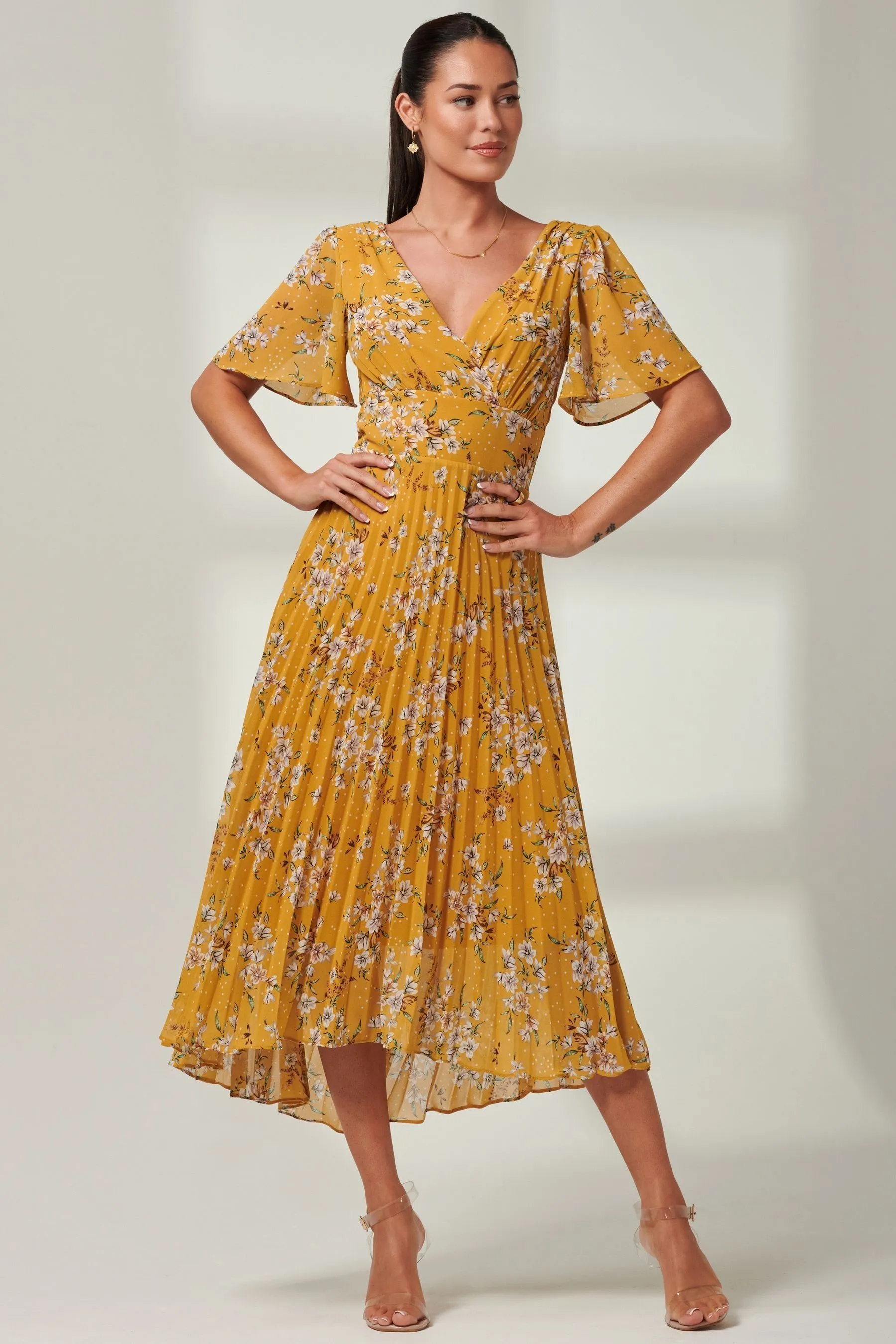 Jolie Moi - Olenna - Abito maxi in A pieghe in chiffon con maniche a pipistrello