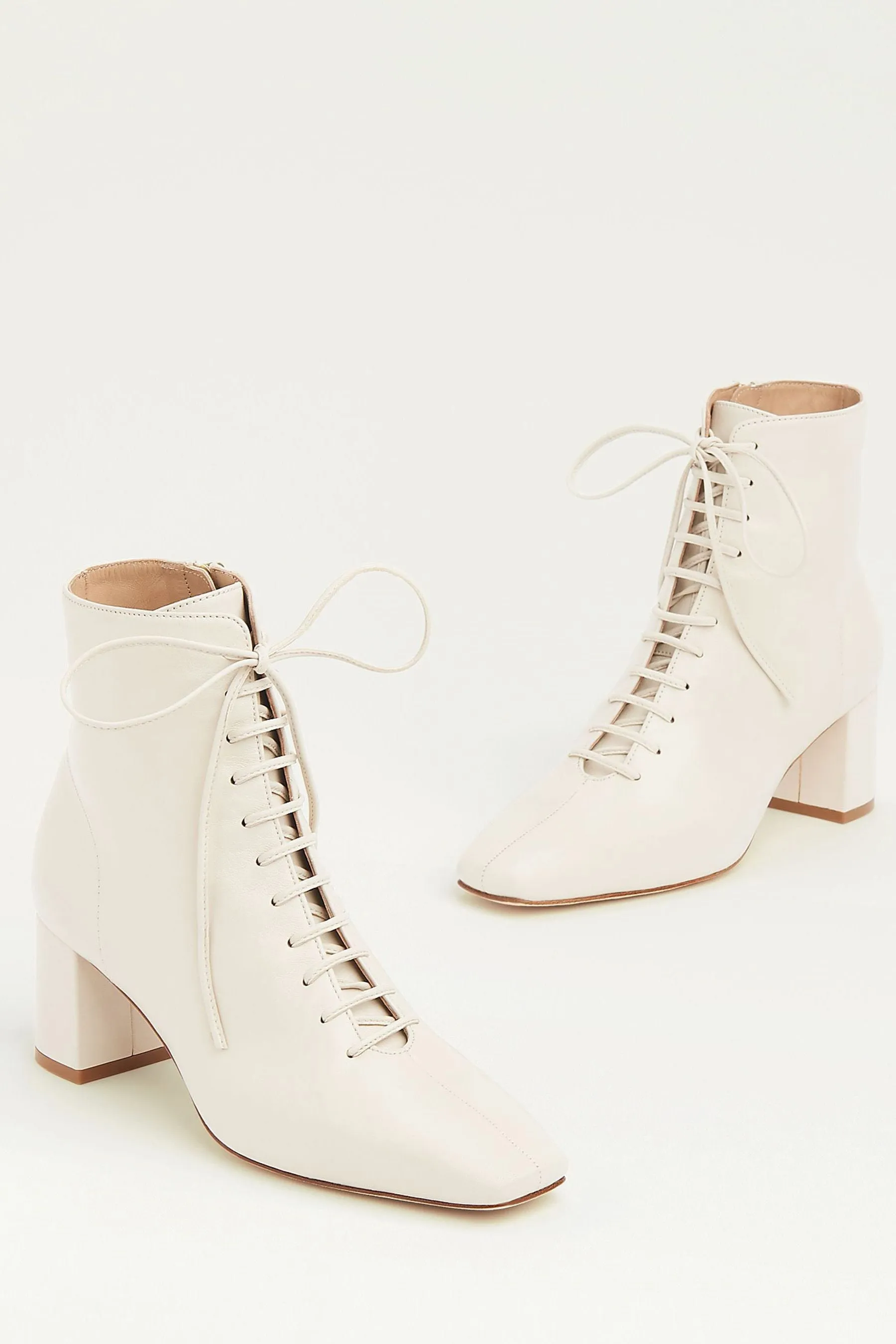LK Bennett - Arabella - Stivali con Pizzo aperta