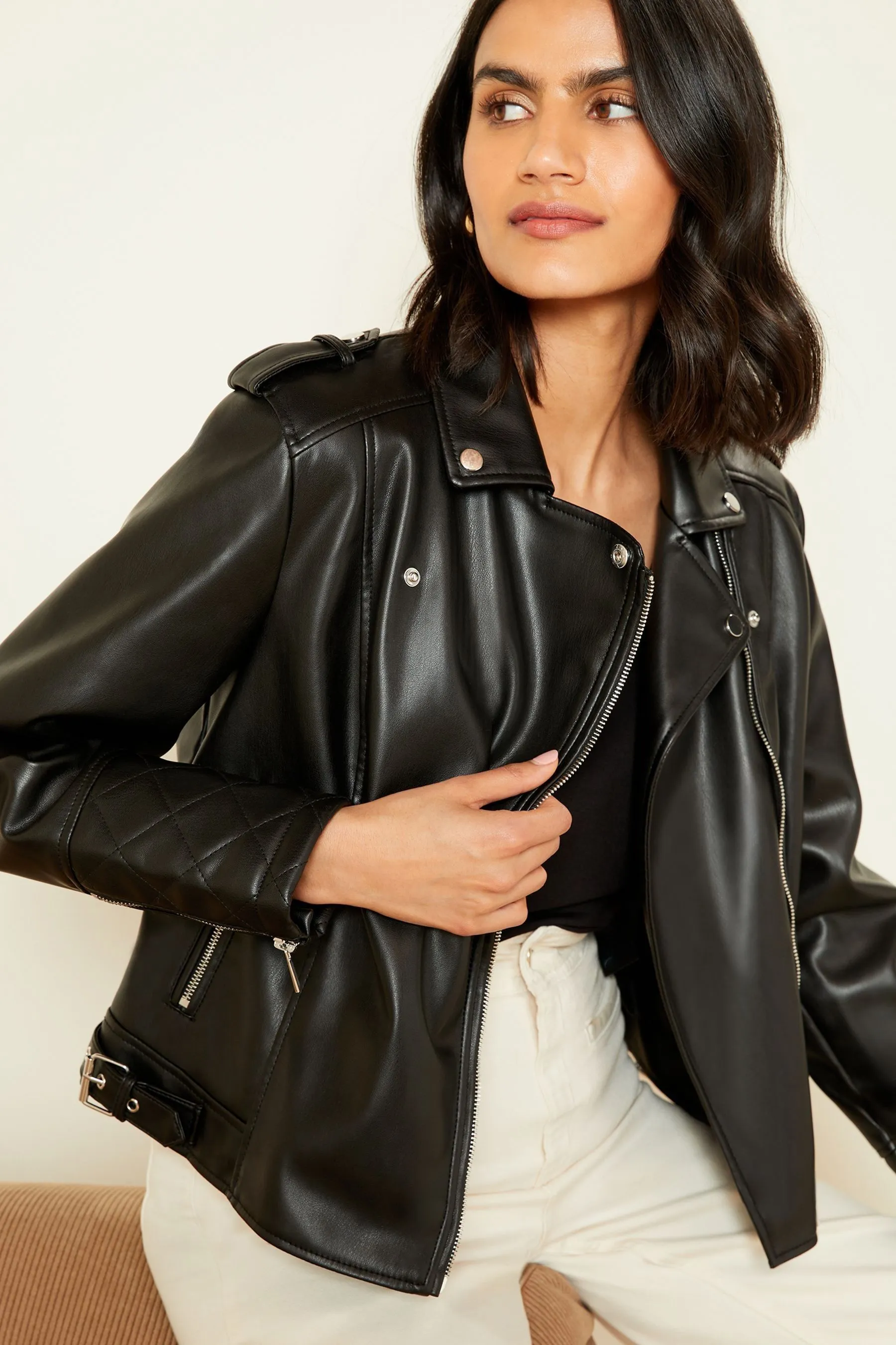 Love & Roses - Giacca stile motociclista in pelle sintetica con fibbia