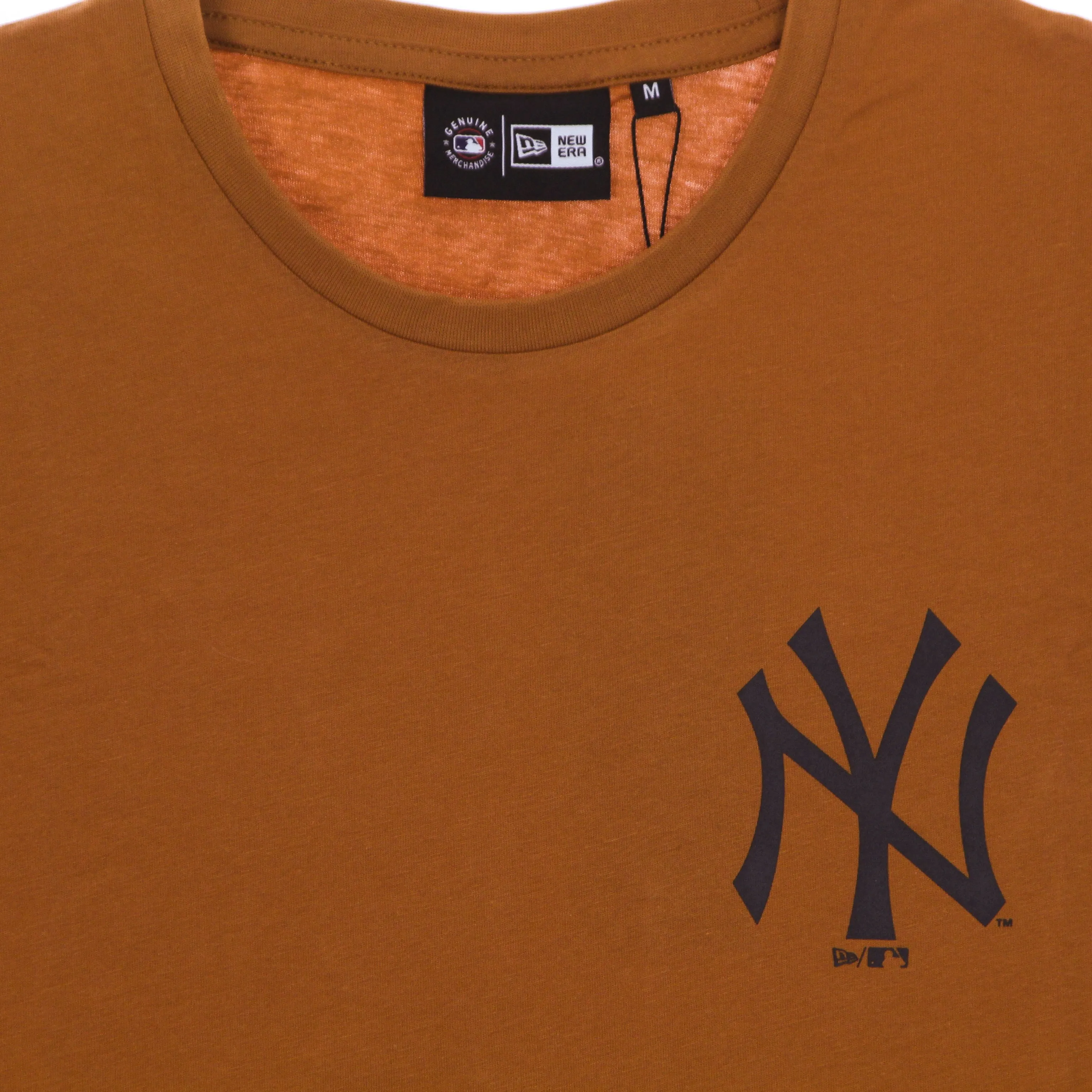 Maglietta Uomo Mlb Left Chest Team Logo Tee Neyyan Toffee/black