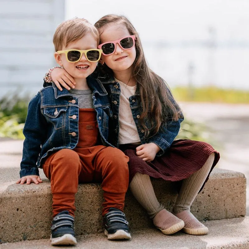 Occhiali da sole per bambini Jan e Jul con lente scura in vari colori