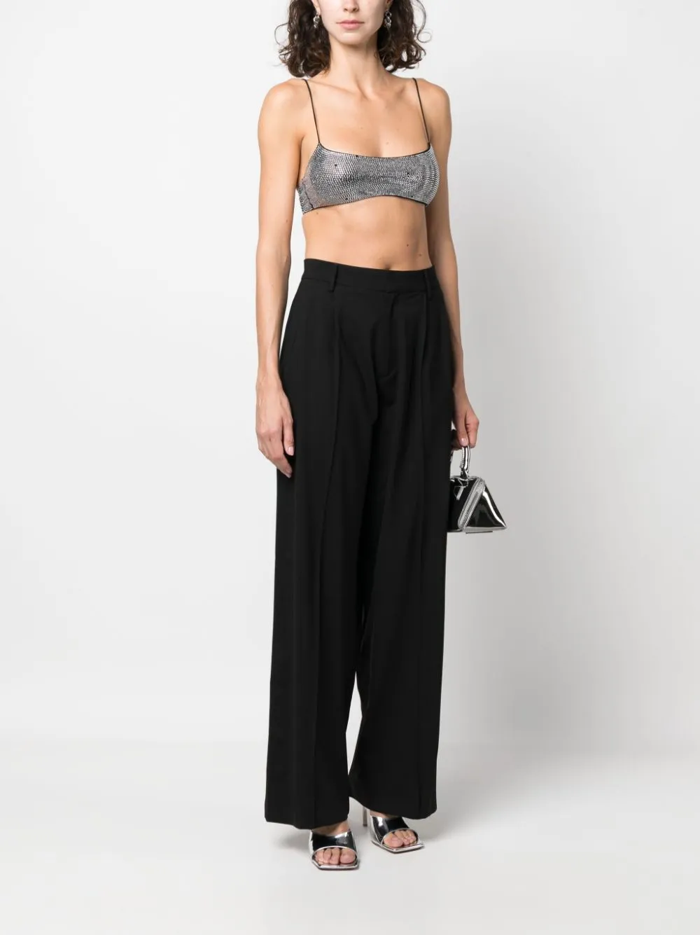 Pantaloni con pieghe in nero - donna