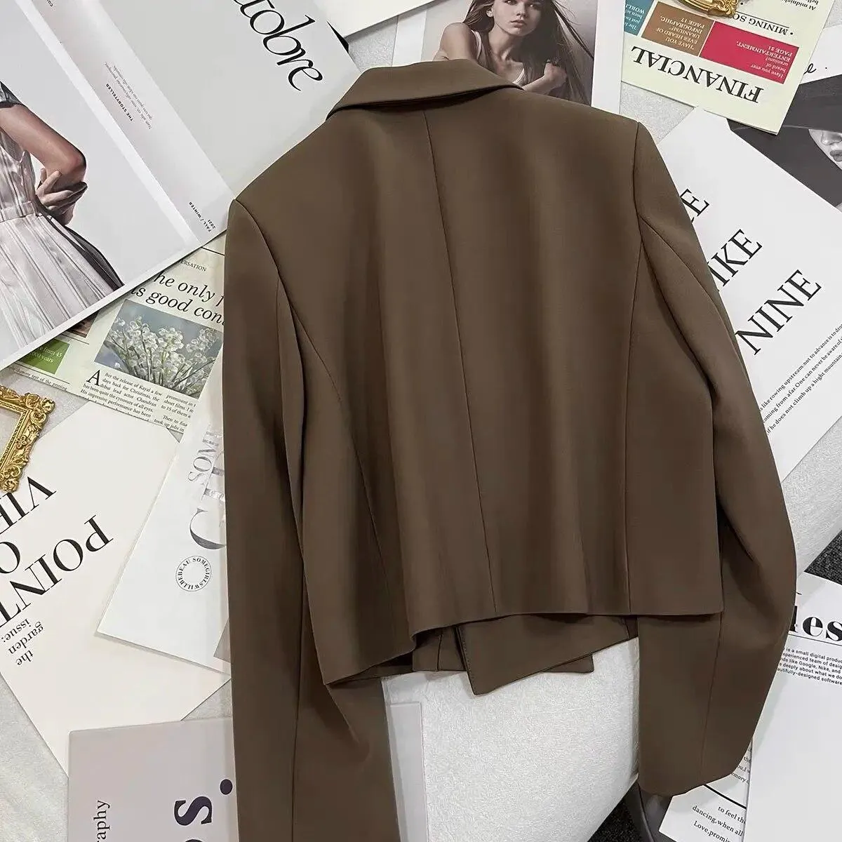 Primavera Autunno Inverno Moda Donna Blazer Stile Office Blazer corto Donna Giacca da uomo a maniche lunghe da strada