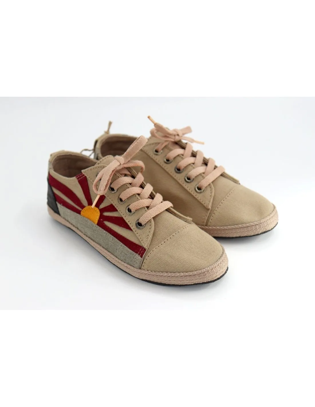 SNEAKERS DONNA IN CANAPA E COTONE BIOLOGICO CON SUOLA IN PNEUMATICI RCICLATI " TIBET"