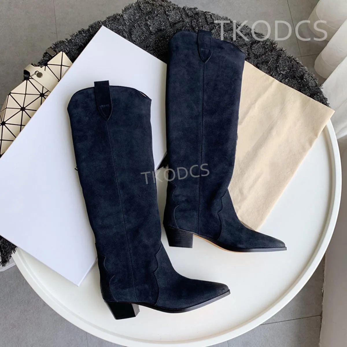 Stivali da cowboy lunghi occidentali di design di marca Stivali alti al ginocchio retrò in vera pelle da donna Punta a punta Sli