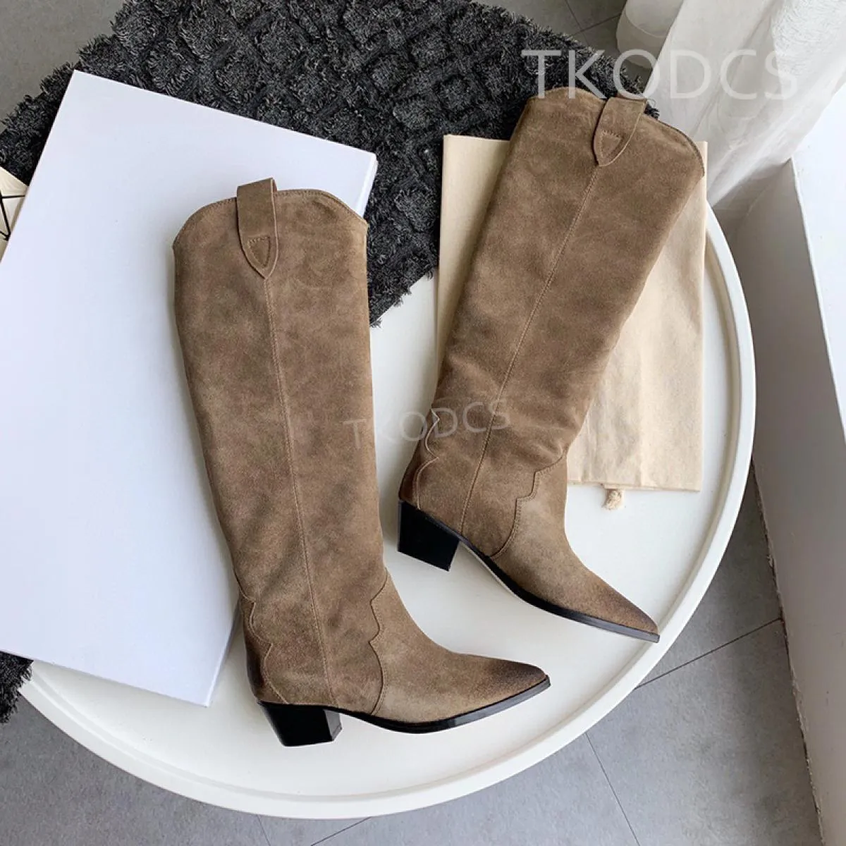 Stivali da cowboy lunghi occidentali di design di marca Stivali alti al ginocchio retrò in vera pelle da donna Punta a punta Sli