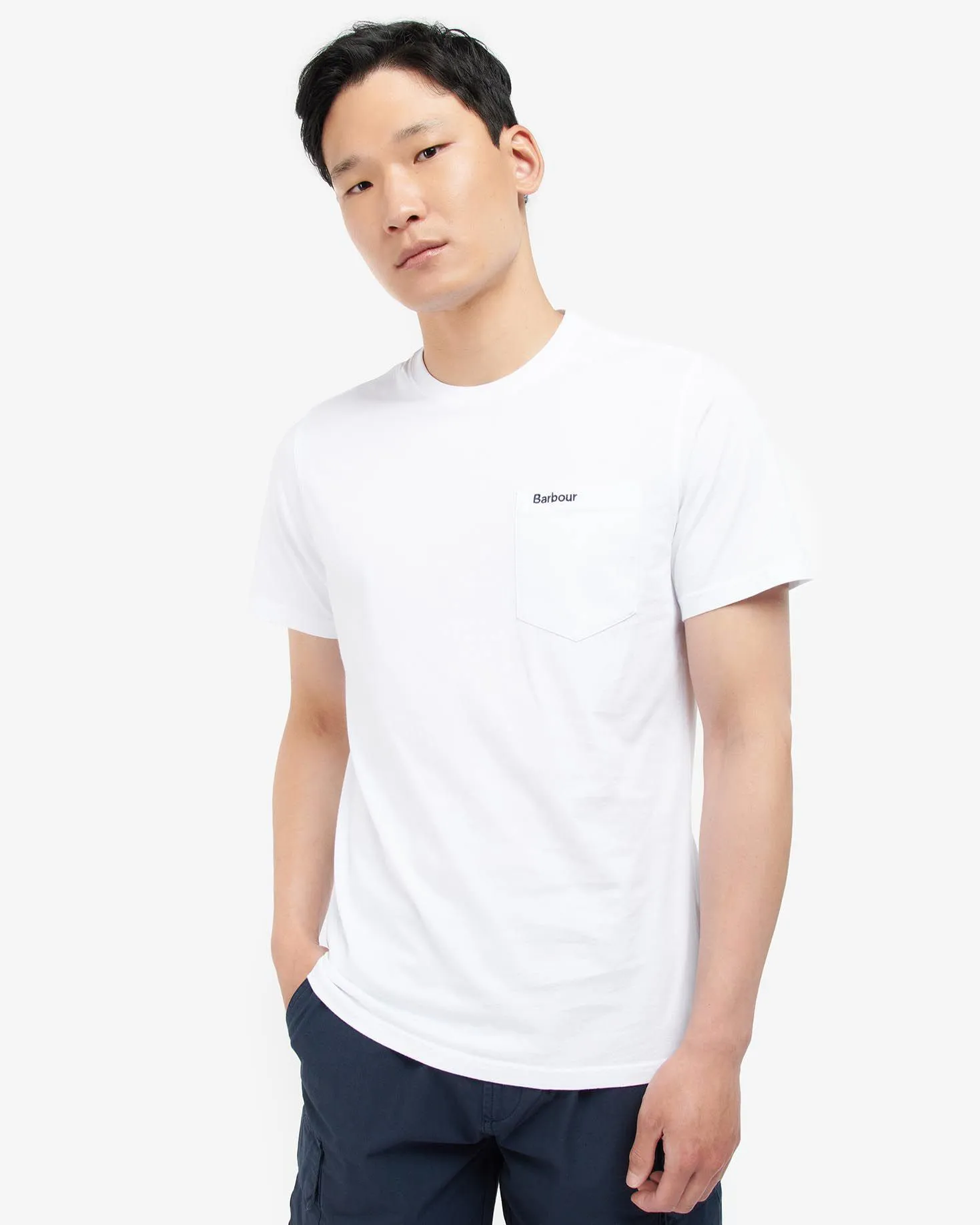 T-shirt bianca mezza manica con taschino e logo ricamato