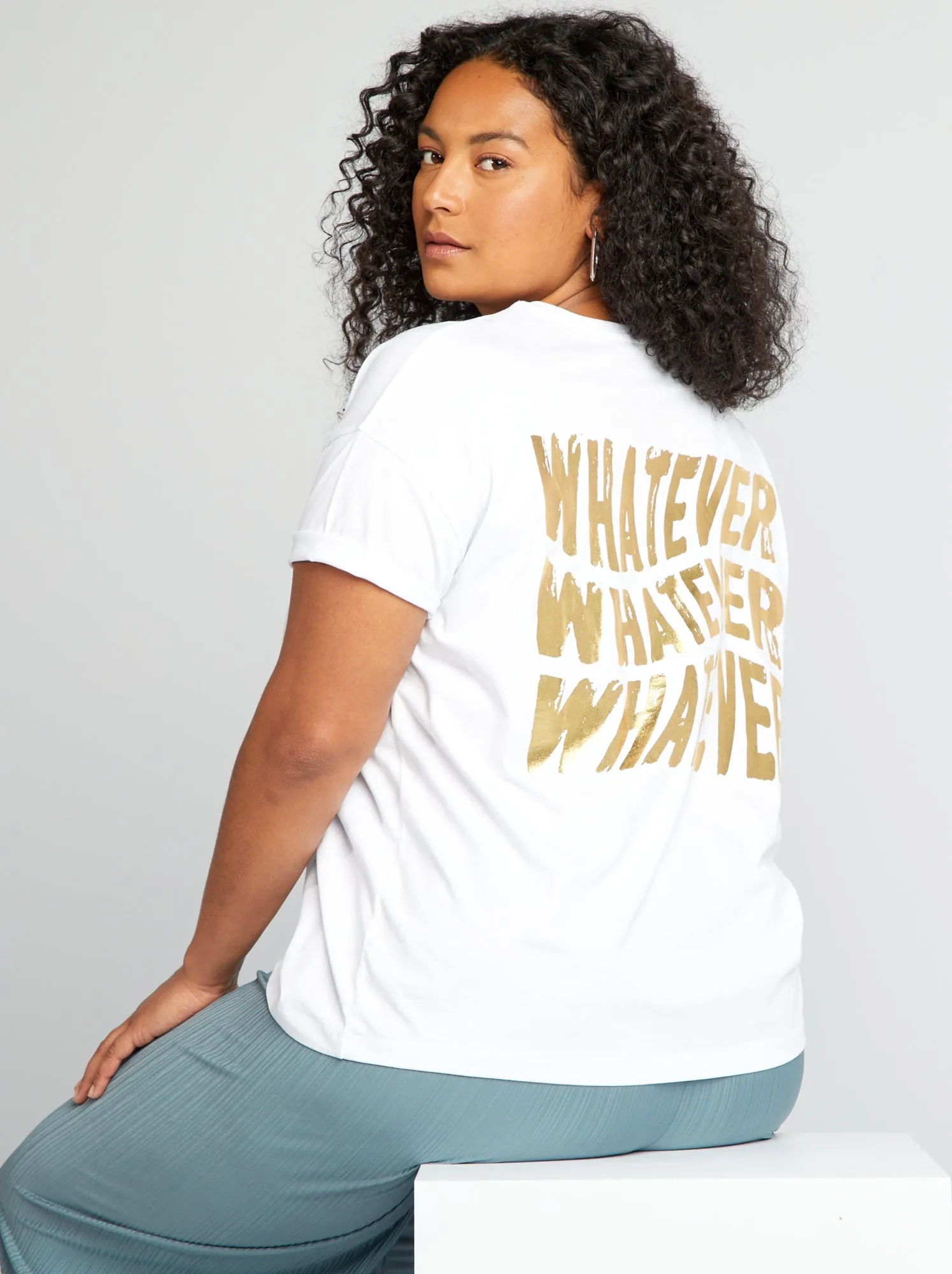 T-shirt stampata 'whatever' - bianco