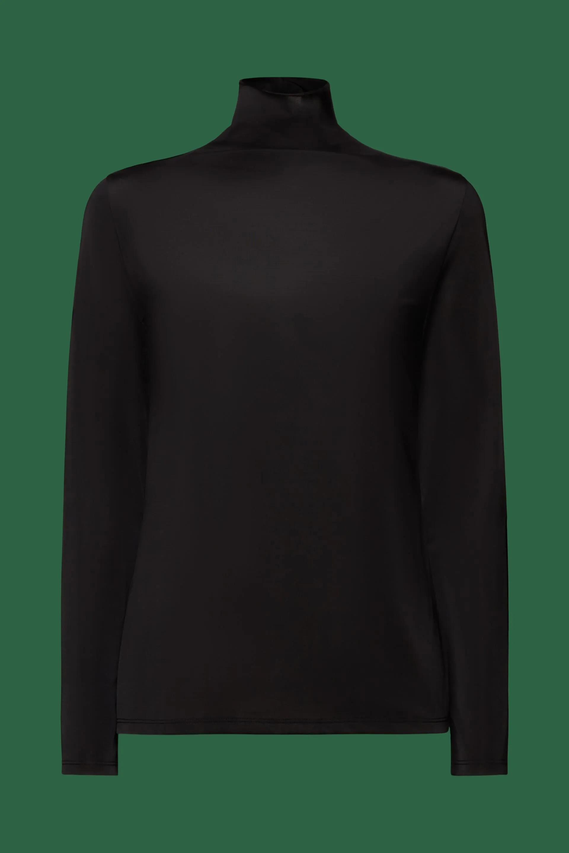 Top a maniche lunghe con collo a lupetto