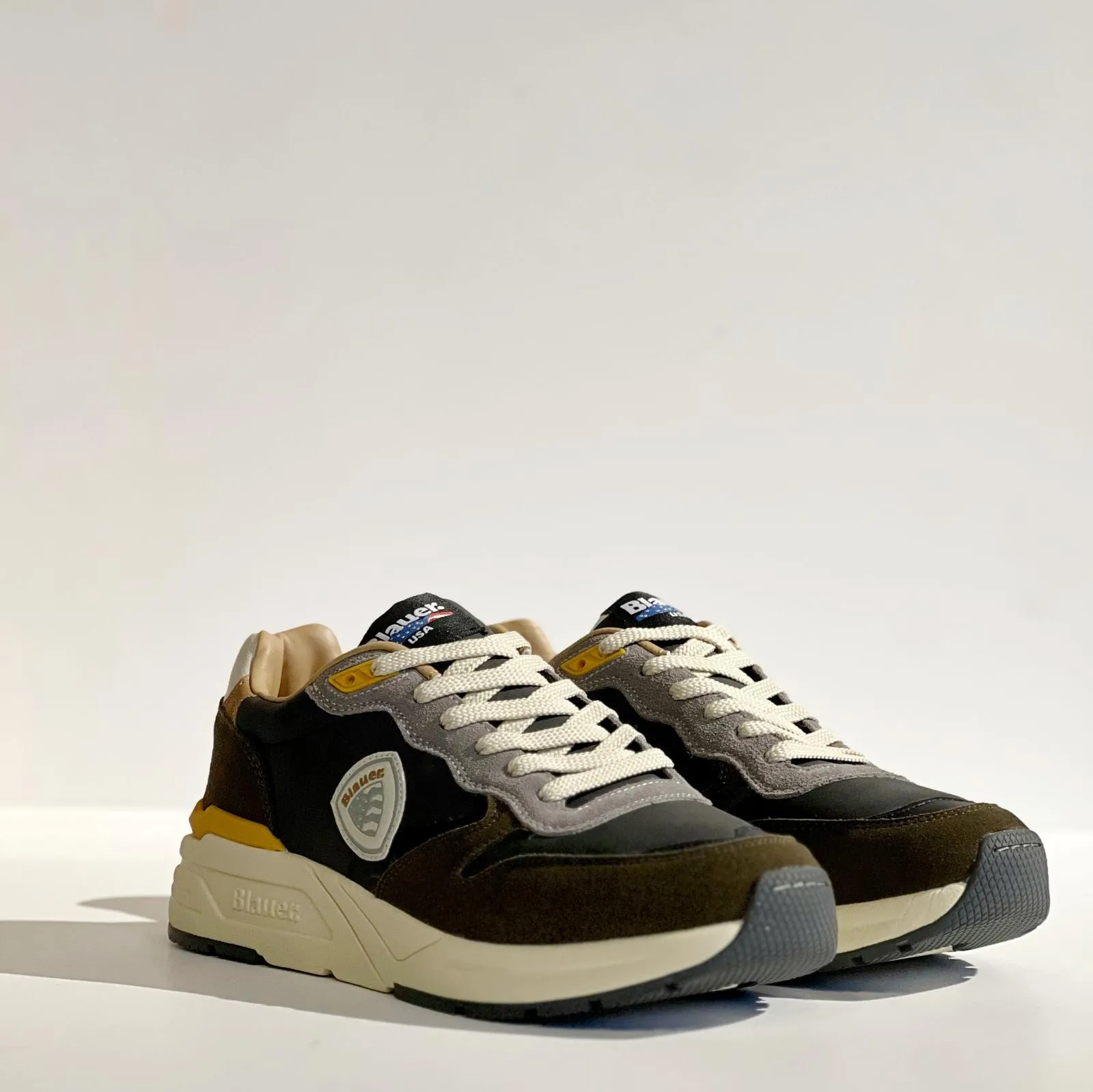 UW4-RAY Wash Military/Navy Man  
