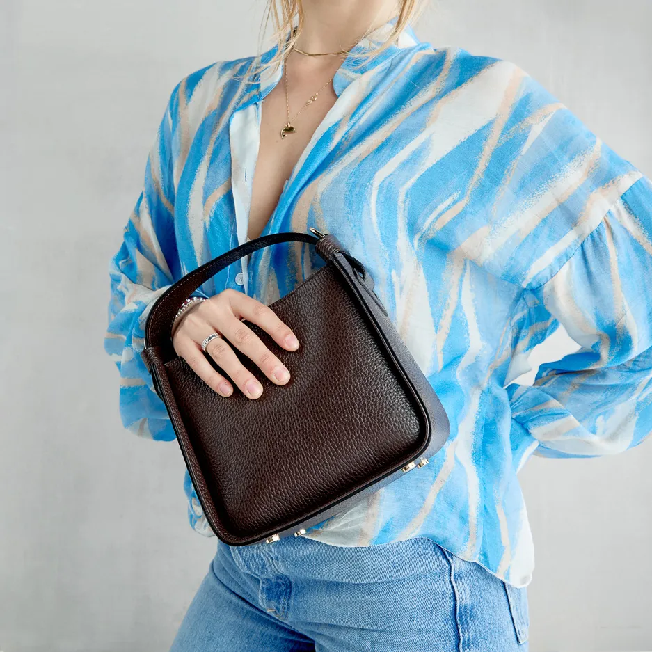 V-Bag in Pelle Moro