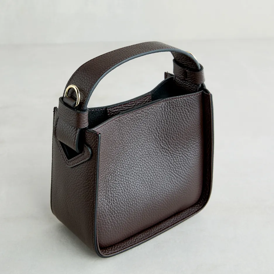 V-Bag in Pelle Moro